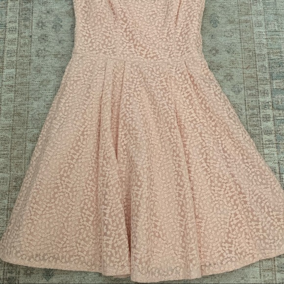 Gal Meets Glam Dress - Picture 6 of 7